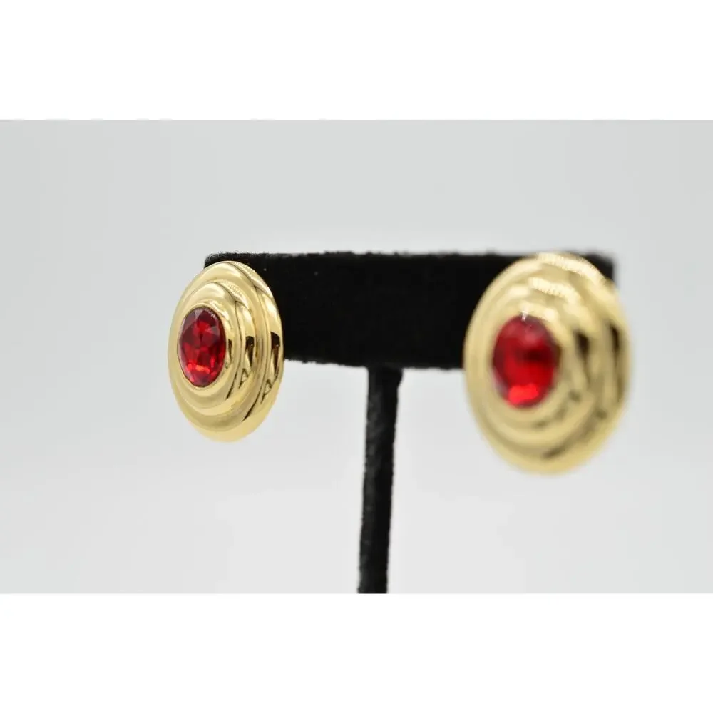 Vintage Crystal Clip Earrings Red Rhinestone Oval Gold Tone Shiny NOS 1980s 9L